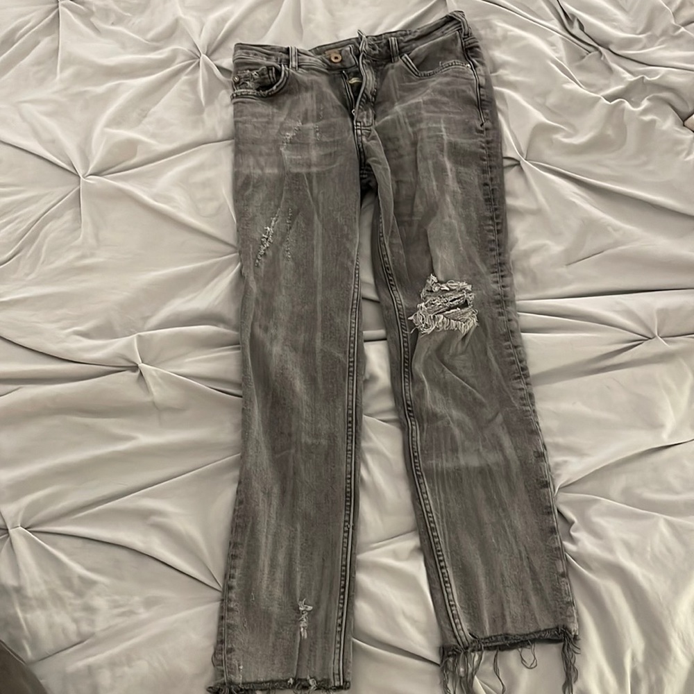 Distressed Anthropologie straight leg jeans!